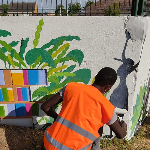 Initiatives77 - Pose du vernis Anti-graffiti